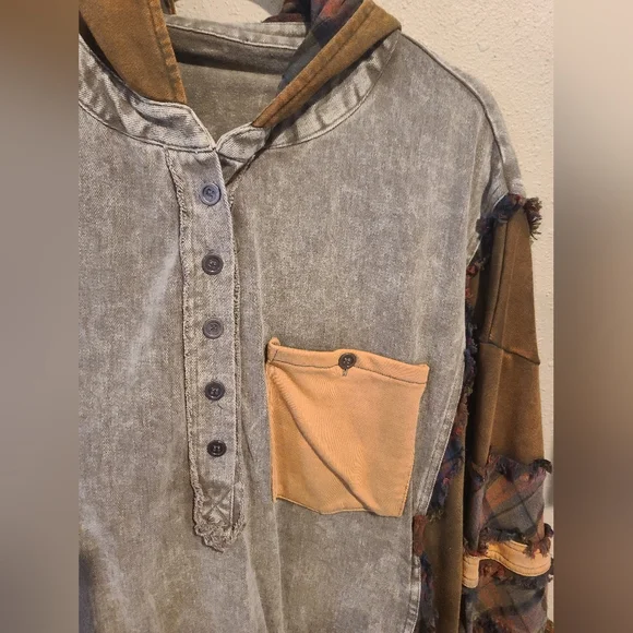 New Oli & Hali Oversized Patchwork Mineral Wash Hoodie with Plaid Accents Sz M/L - Picture 8 of 16